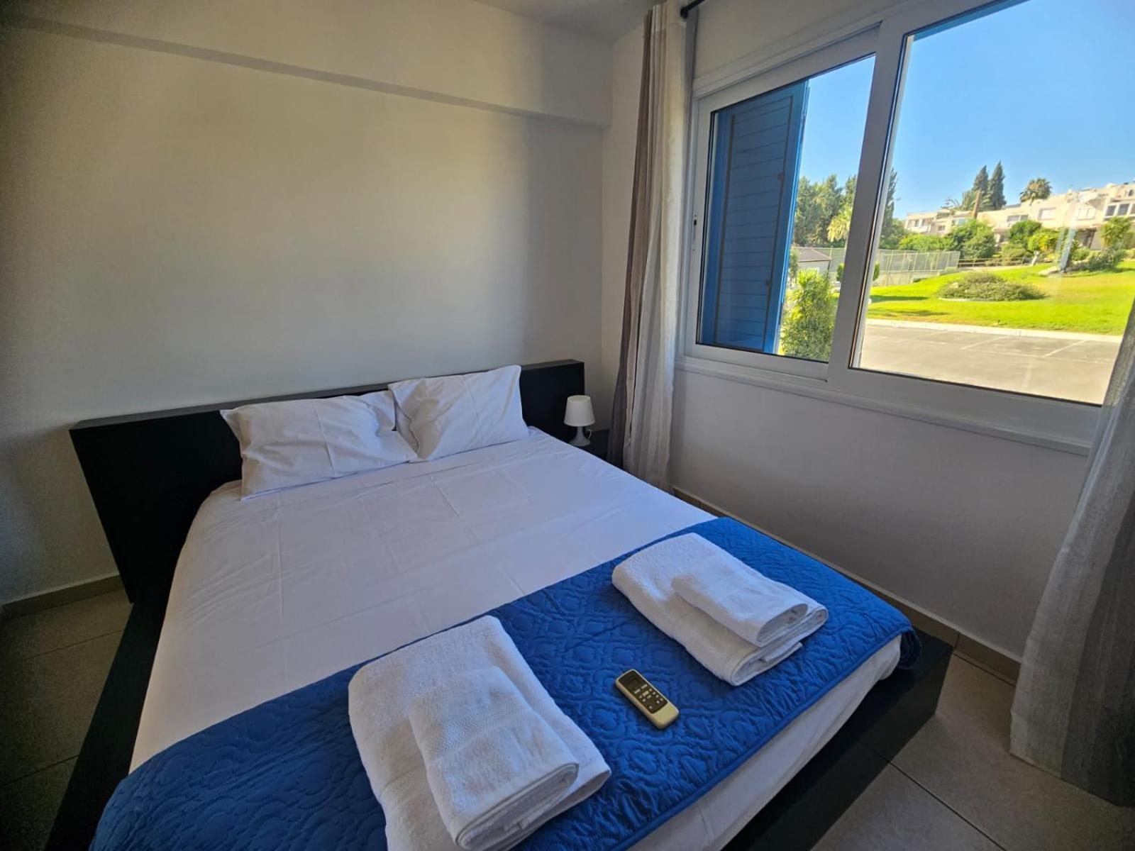 Ferienwohnung Horizon Bliss At Coral Bay Peyia Exterior foto